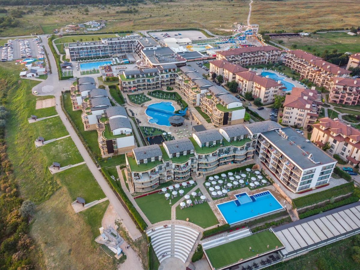 Topola Skies Resort & Aquapark Kavarna Exterior foto