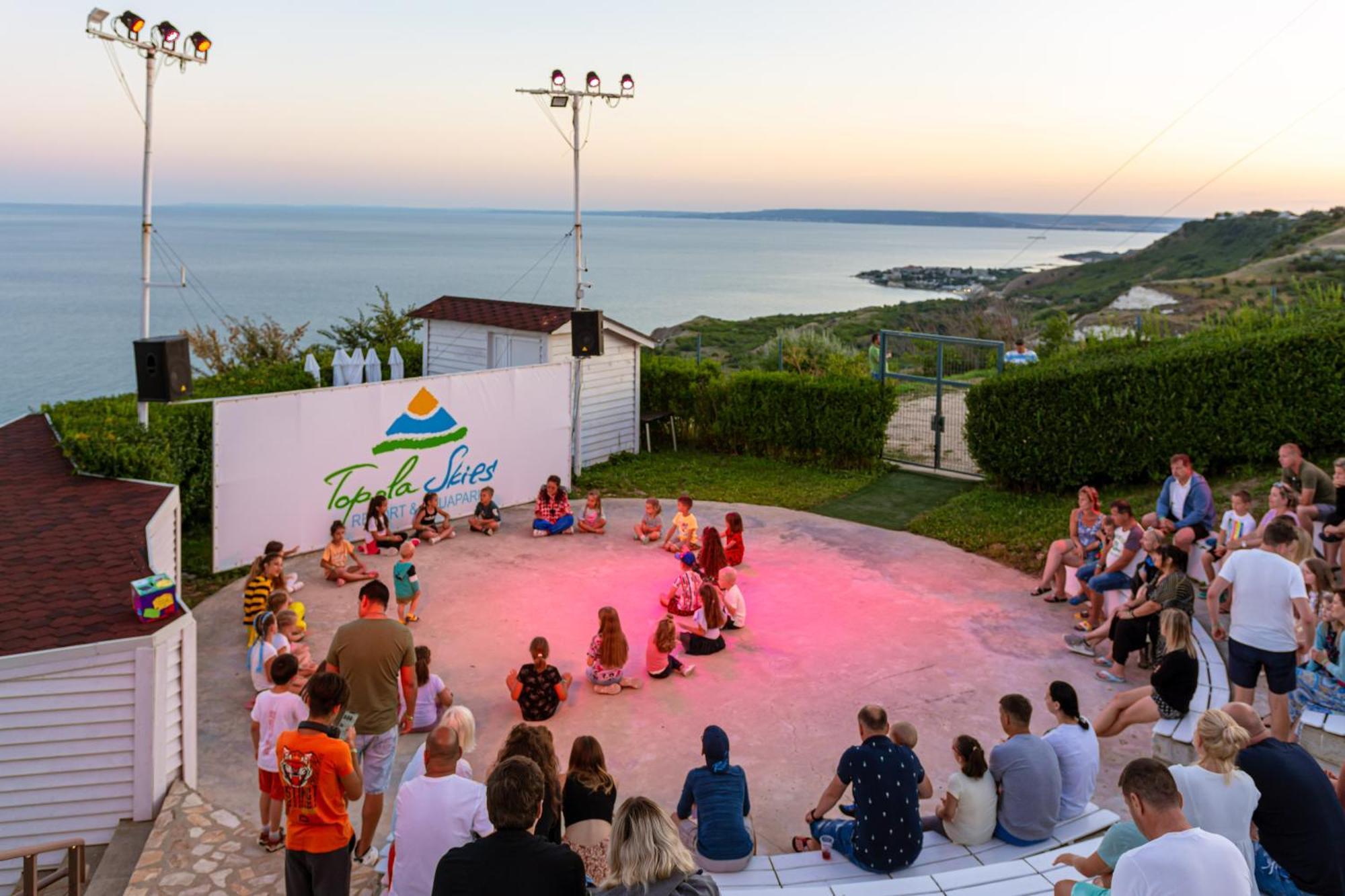 Topola Skies Resort & Aquapark Kavarna Exterior foto