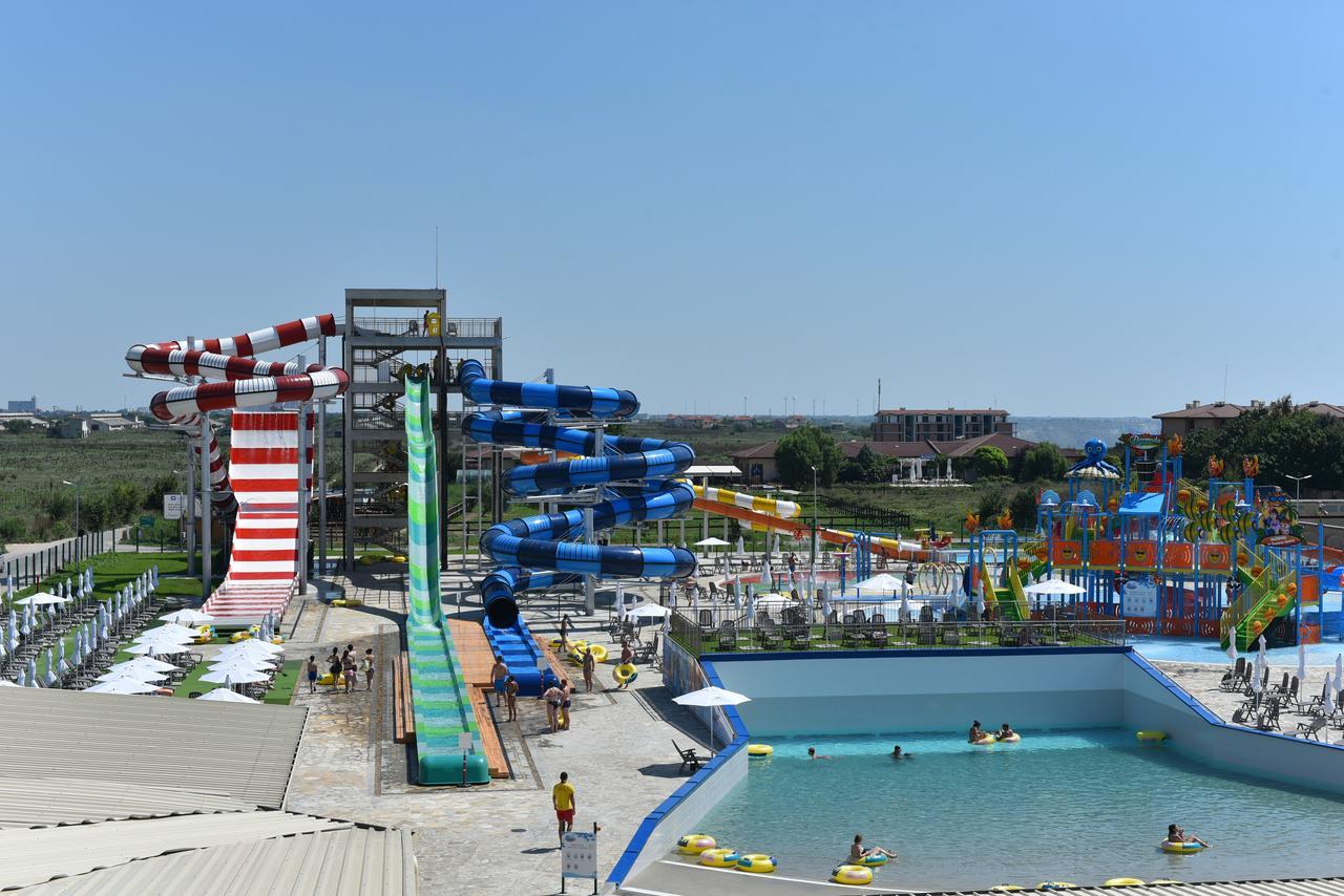 Topola Skies Resort & Aquapark Kavarna Exterior foto