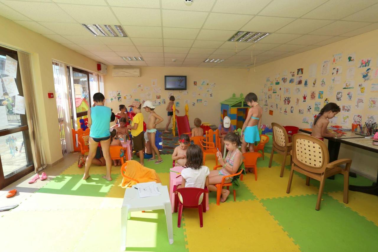 Topola Skies Resort & Aquapark Kavarna Exterior foto